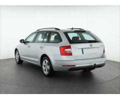 ŠKODA SUPERB COMBI 2.0TDI 140 LAURIN&K 4X4 DSG 7ST