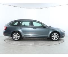 Škoda Octavia 2.0 TDI 110kW - 8