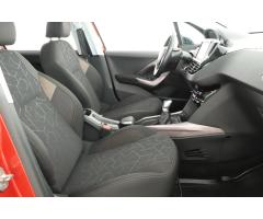 Peugeot 2008 1.2 PureTech 81kW - 10