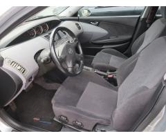 Nissan Primera 1.8 85kW - 16