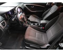 Hyundai i30 1.6 CRDi 94kW - 16