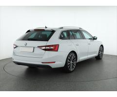 Škoda Superb 2.0 TDI 140kW - 7