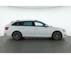 Škoda Superb 2.0 TDI 140kW - 8