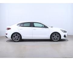 Hyundai i30 1.6 CRDi 100kW - 8