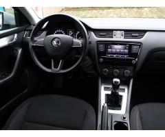 Škoda Octavia 1.6 TDI 85kW - 9