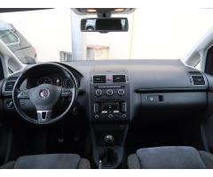 Volkswagen Touran 2.0 TDI 103kW - 10