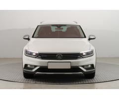 Volkswagen Passat 2.0 TDI 140kW - 2