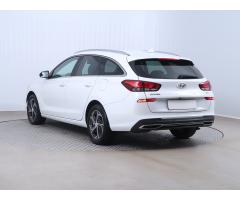 Hyundai i30 1.6 CRDi 85kW - 5