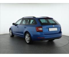 ŠKODA SUPERB COMBI 2.0TDI 140 LAURIN&K 4X4 DSG 7ST