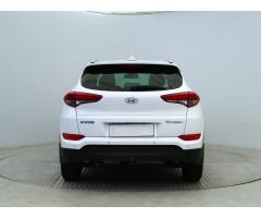 Hyundai Tucson 1.7 CRDi 104kW - 6