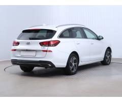 Hyundai i30 1.6 CRDi 85kW - 7