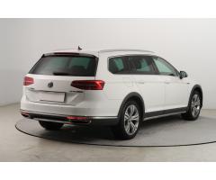 Volkswagen Passat 2.0 TDI 140kW - 7