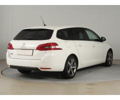 Peugeot 308 1.2 PureTech 81kW - 7