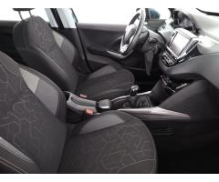 Peugeot 2008 1.2 PureTech 60kW - 10