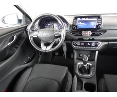 Hyundai i30 1.6 CRDi 85kW - 9