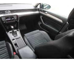 Volkswagen Passat 2.0 BiTDI 176kW - 11