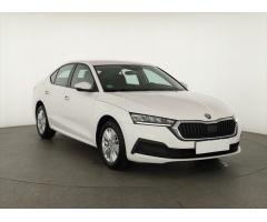 ŠKODA SUPERB COMBI 2.0TDI 140 LAURIN&K 4X4 DSG 7ST