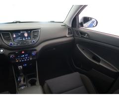 Hyundai Tucson 1.7 CRDi 104kW - 11