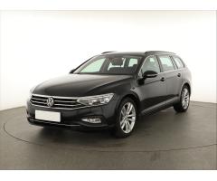 VW Passat 2,0Tdi DSG 140kW Elegance Variant 1 MAJ ČR