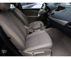 Renault Fluence 1.6 16V 82kW - 12