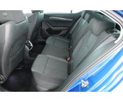 Volkswagen Passat 2.0 TDI 103kW - 23