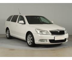 ŠKODA SUPERB COMBI 2.0TDI 140 LAURIN&K 4X4 DSG 7ST