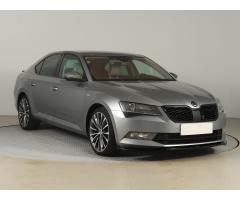 ŠKODA SUPERB COMBI 2.0TDI 140 LAURIN&K 4X4 DSG 7ST