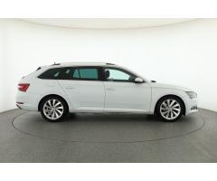 Škoda Superb 2.0 TDI 110kW - 8