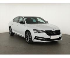 ŠKODA SUPERB COMBI 2.0TDI 140 LAURIN&K 4X4 DSG 7ST