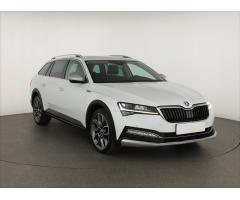 ŠKODA SUPERB COMBI 2.0TDI 140 LAURIN&K 4X4 DSG 7ST