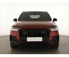 Audi Q3 S tronic DSG Zlevněno o 22 000 Kč