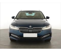 ŠKODA SUPERB COMBI 2.0TDI 140 LAURIN&K 4X4 DSG 7ST