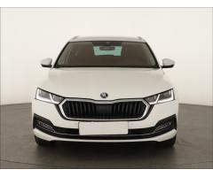 ŠKODA SUPERB COMBI 2.0TDI 140 LAURIN&K 4X4 DSG 7ST