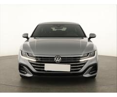 VW Passat 2,0Tdi DSG 140kW Elegance Variant 1 MAJ ČR