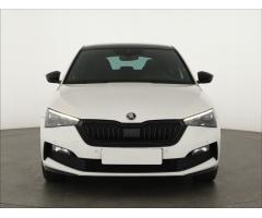 ŠKODA SUPERB COMBI 2.0TDI 140 LAURIN&K 4X4 DSG 7ST