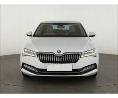 ŠKODA SUPERB COMBI 2.0TDI 140 LAURIN&K 4X4 DSG 7ST