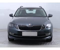 ŠKODA SUPERB COMBI 2.0TDI 140 LAURIN&K 4X4 DSG 7ST