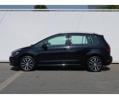 Volkswagen Golf Variant R-Line mHEV DSG Zlevněno o 16 000 Kč