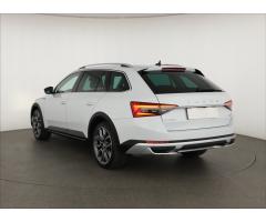 ŠKODA SUPERB COMBI 2.0TDI 140 LAURIN&K 4X4 DSG 7ST