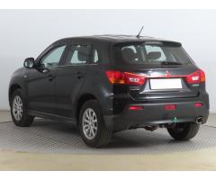 Volkswagen Golf 1.6 75kW - 7