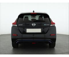 Nissan Leaf 40 kWh 110kW - 7