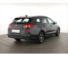 Hyundai i30 1.0 T-GDI 88kW - 10