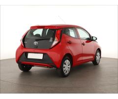 Toyota Aygo 1.0 VVT-i 53kW - 9