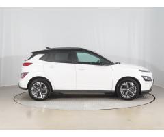 Hyundai Kona Electric 64 kWh 150kW - 8