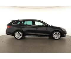 Škoda Octavia 2.0 TDI 110kW - 8