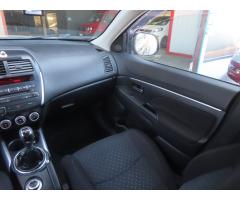 Volkswagen Golf 1.6 75kW - 14