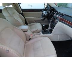 Volkswagen Touran 1.6 TDI 81kW - 12