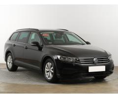 VW Passat 2,0Tdi DSG 140kW Elegance Variant 1 MAJ ČR