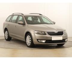 ŠKODA SUPERB COMBI 2.0TDI 140 LAURIN&K 4X4 DSG 7ST