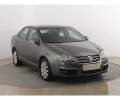 Volkswagen Jetta 1.4 TSI 90kW - 1